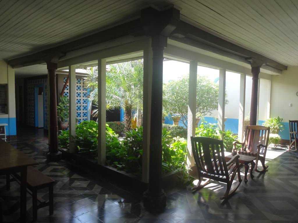 Harvest House Nicaragua Hotel León Exterior foto
